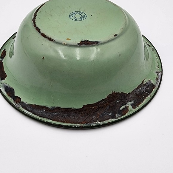 Vintage West Germany Enamelware Green Bowl Chicken With Chicks Motiff Farmhouse - Picture 5 of 6